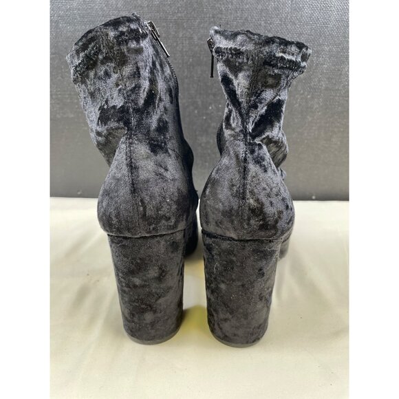 Lane Bryant Women's Black Velvet Ankle Shoes/Boots heels 4" Size 11W SKU 4790 - Picture 6 of 11